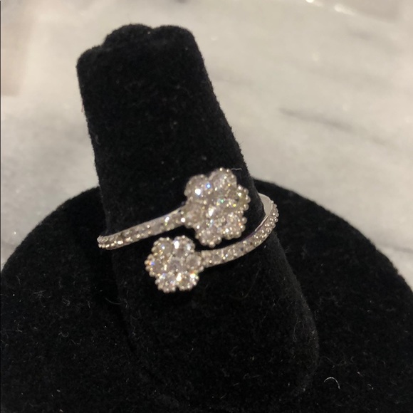 Cubic Zirconia Sterling Silver Dainty Flower Wrap Ring,Boutique- sz 7 or 8 - Picture 7 of 8